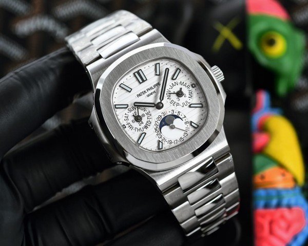 PATEK PHILIPPE AUTOMATIC CALENDAR EDITION PRIMIUM WATCH