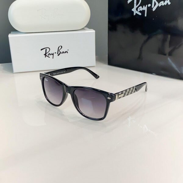 Rayban black shaded 2152